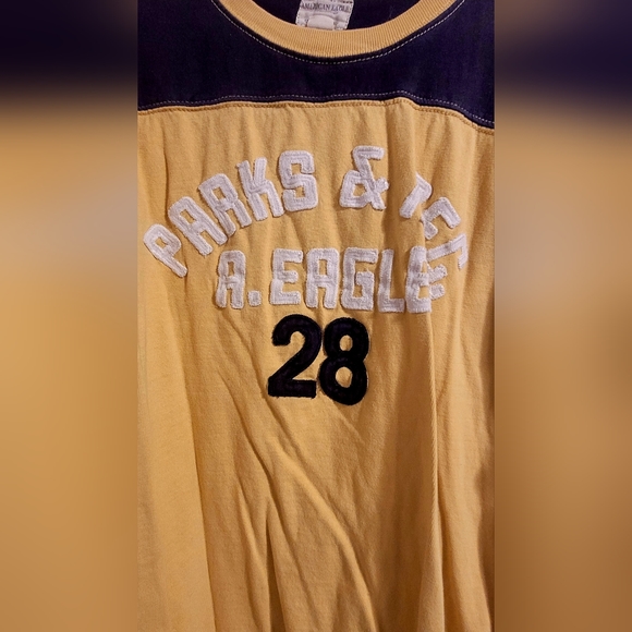 American Eagle shirt- Size Large - Picture 3 of 6